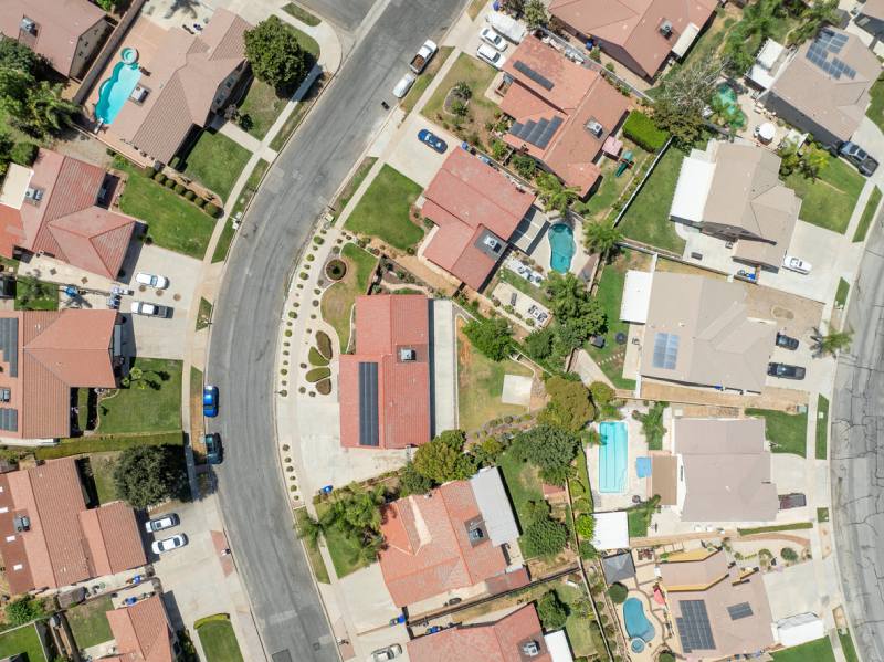 Which Home Problems Should Sellers Fix Before Listing?